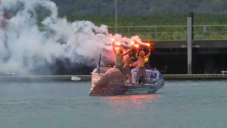 Шотландцы установили рекорд переправы через Тихий океан