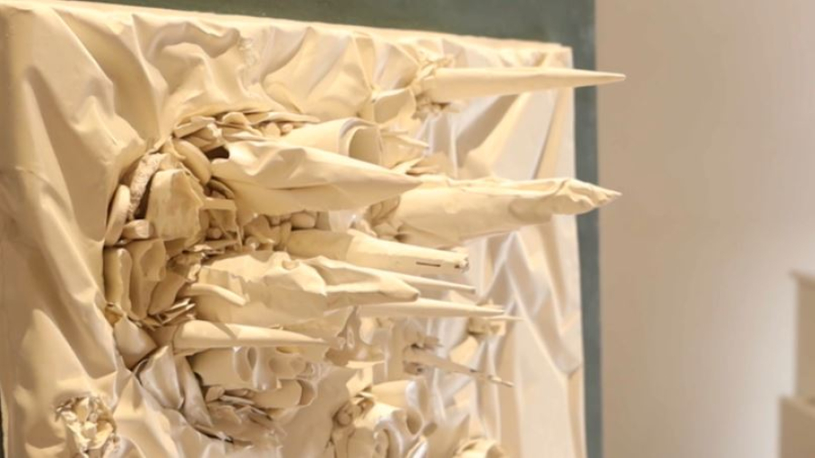 Казахстанская художница представила мозаики в Шартре