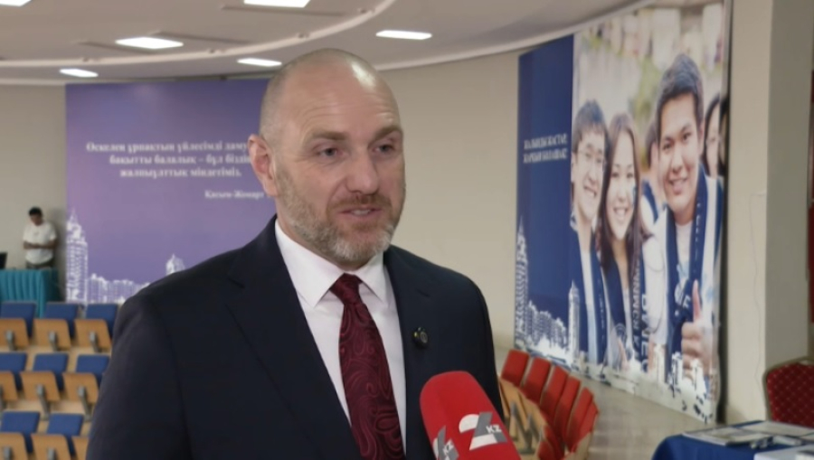 Казахстанские школьники смогут обучаться по американскому стандарту