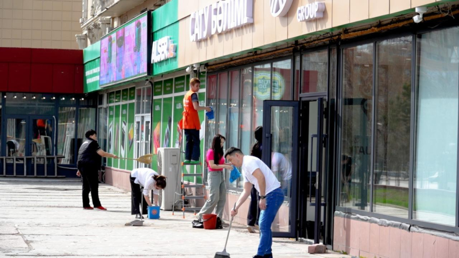 Елордалық кәсіпкерлер тазалық акциясына қатысты