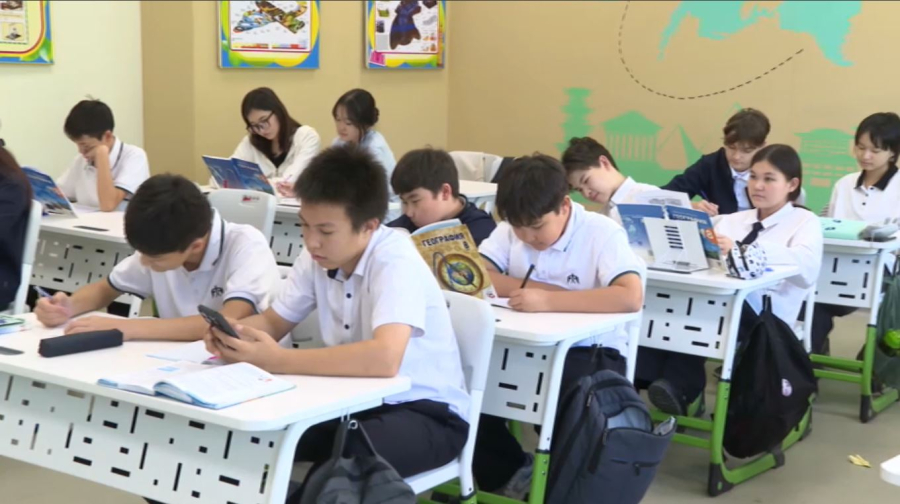 Әлемде әрбір үшінші оқушы әлімжеттіктің құрбаны болады