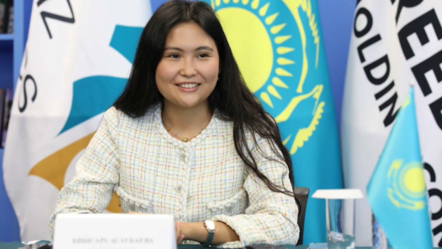 Казахстанская шахматистка Бибисара Асаубаева стала чемпионкой супертурнира во Франции