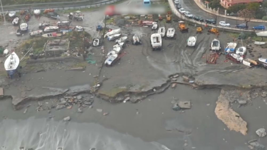 Ущерб от циклона подсчитывают в Италии