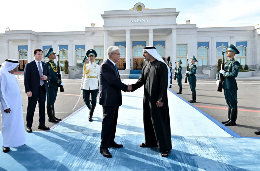 Қ.Тоқаев Абу-Дабидің Тақ мұрагерін шығарып салды