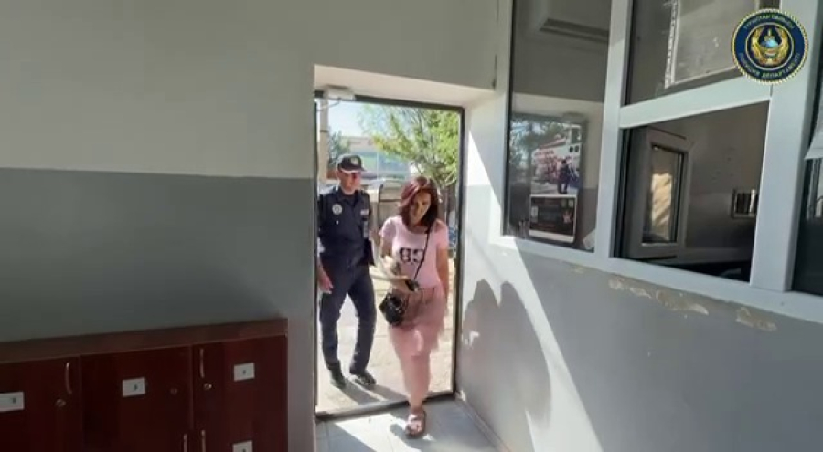 Түркістан облысында TikTok-та балағат сөз айтқан әйел жауапқа тартылды