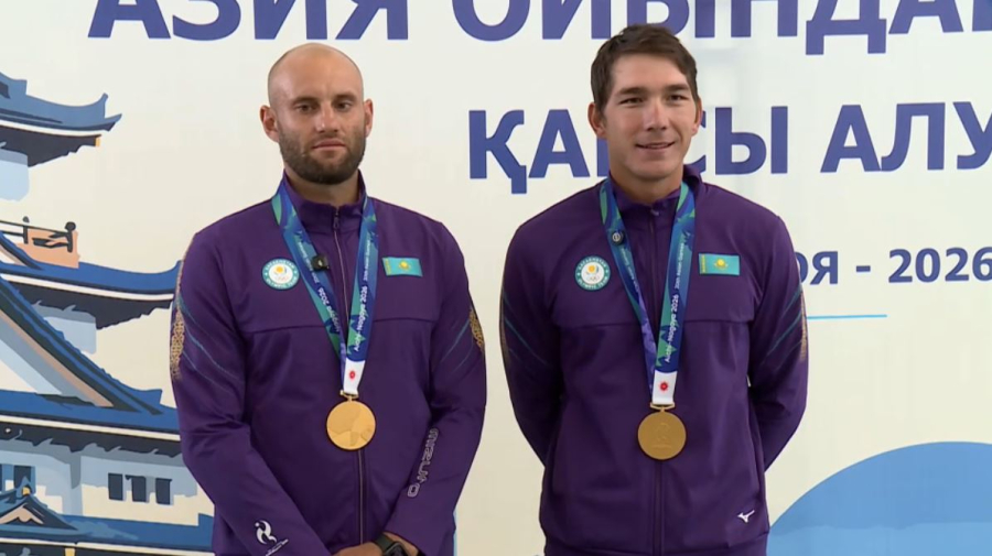 Чемпионы Азиатских игр по академической гребле вернулись в Казахстан