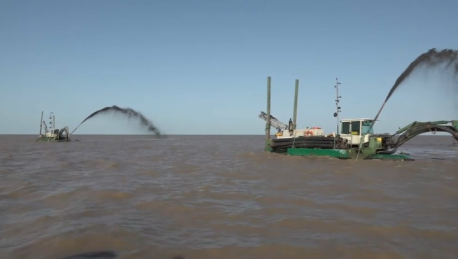 Дноуглубление рек Урал и Кигач планируют завершить к осени