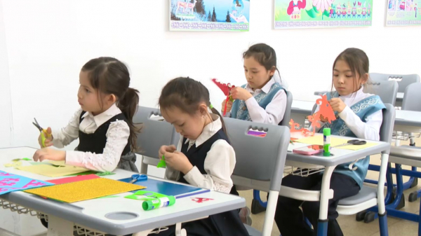 Алматыда 95 мектеп бір ауысымды оқытуға көшіріледі