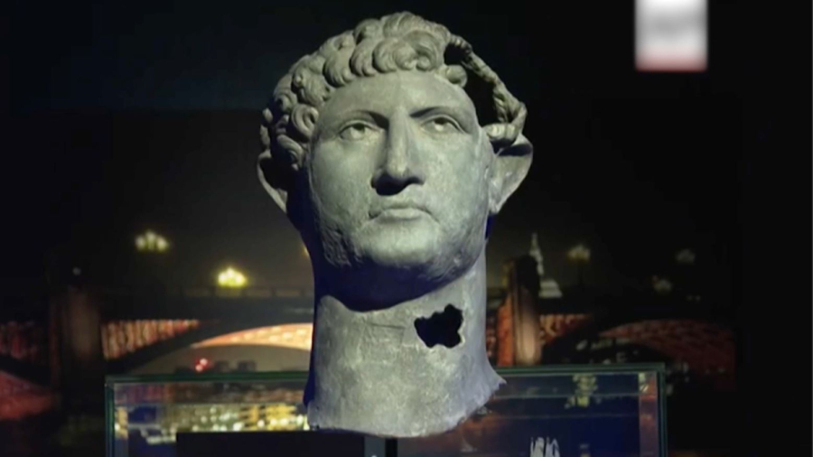 Темза өзенінің түбінен табылған жәдігерлер көрмеге қойылды