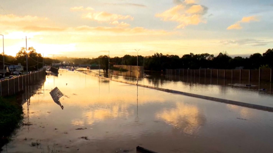 АҚШ-та су тасқынынан үш адам қаза тапты