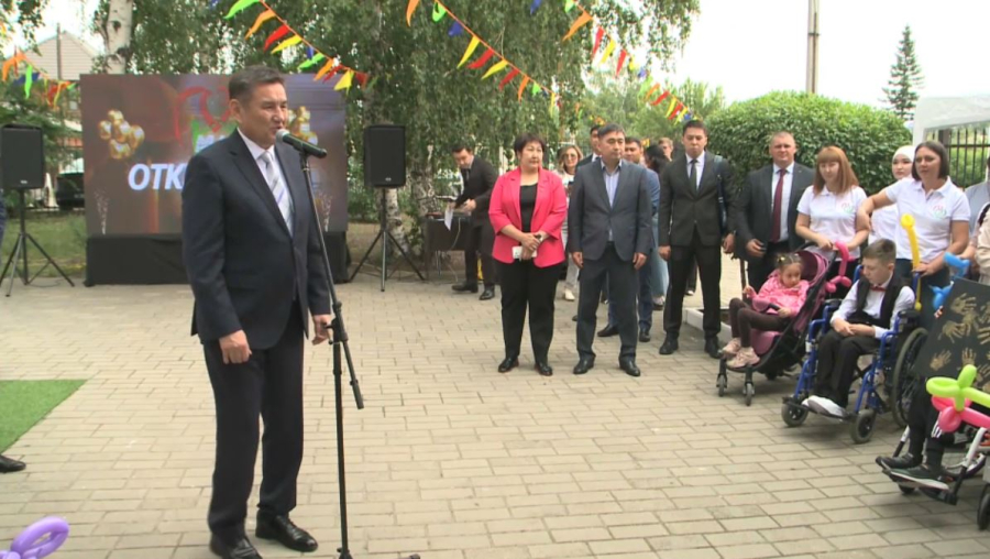 Өскеменде сал ауруына шалдыққан балалар орталығы жаңа ғимаратқа көшті