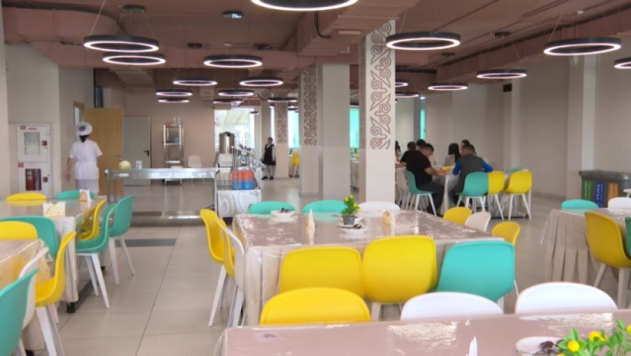 В школах Казахстана ввели новый стандарт питания