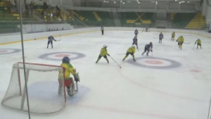 Республиканский турнир по хоккею среди детей стартовал в Костанае