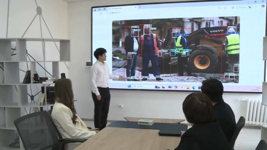 Ученые ВКО применяют ИИ в медицине и промышленности