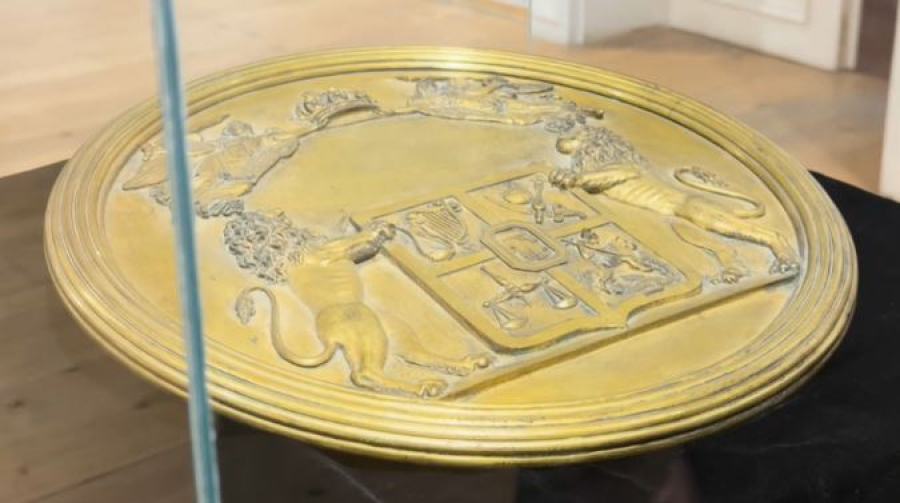 Наследие Багратионов: редкие артефакты выставили в Тбилиси