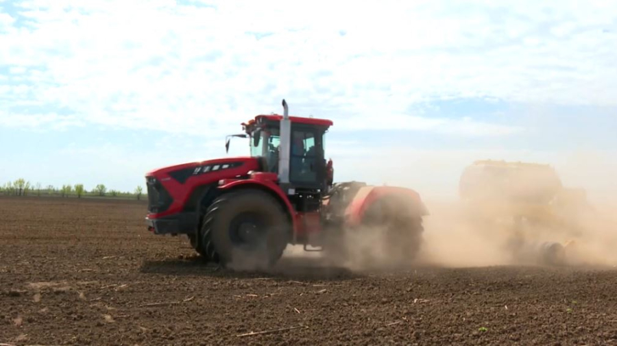 Аграрии области Абай обновляют парк сельскохозяйственной техники