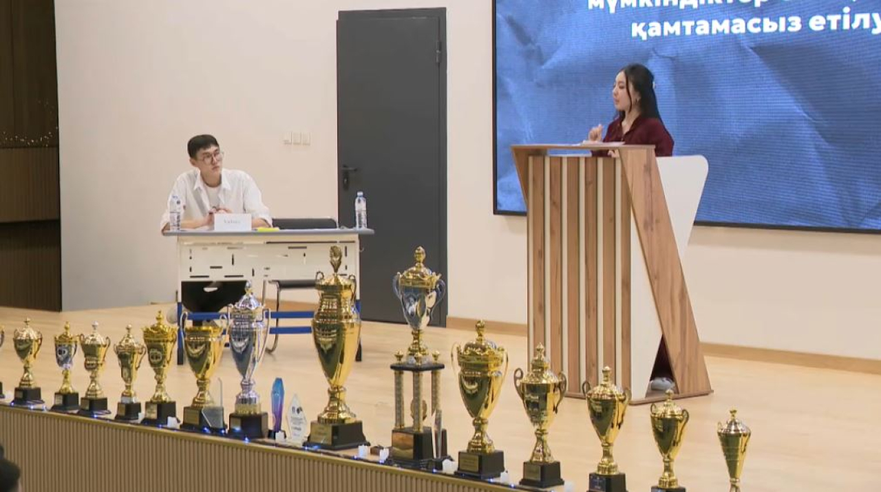 Дебатный турнир «Конституция и молодёжь» прошел в Алматы