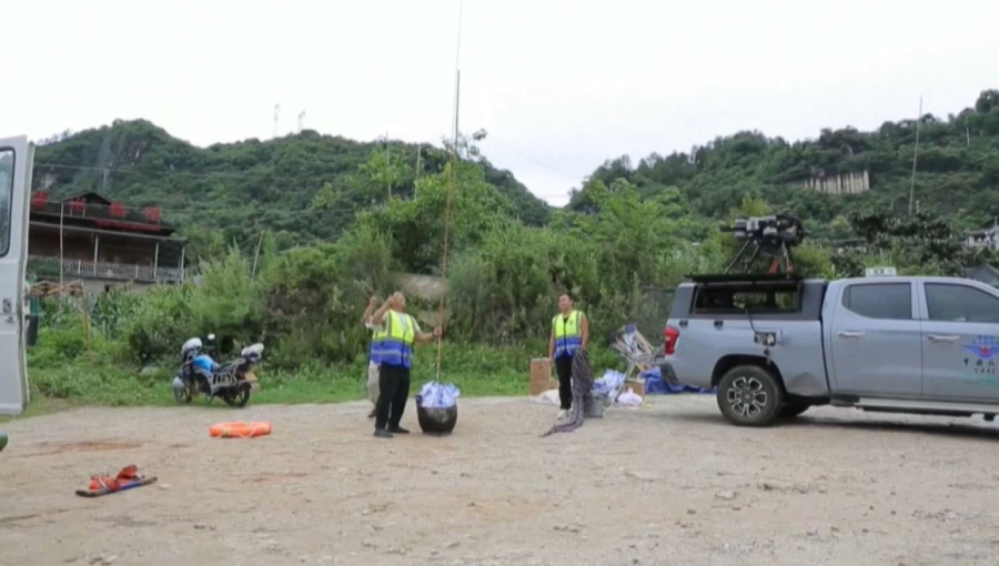 Қытайда тасқыннан зардап шеккен аймақтарға дрондар көмек тасып жүр