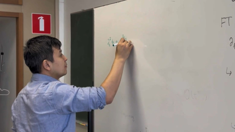 Бельгияда қазақ ғалымы жасанды интеллектті зерттеп жүр