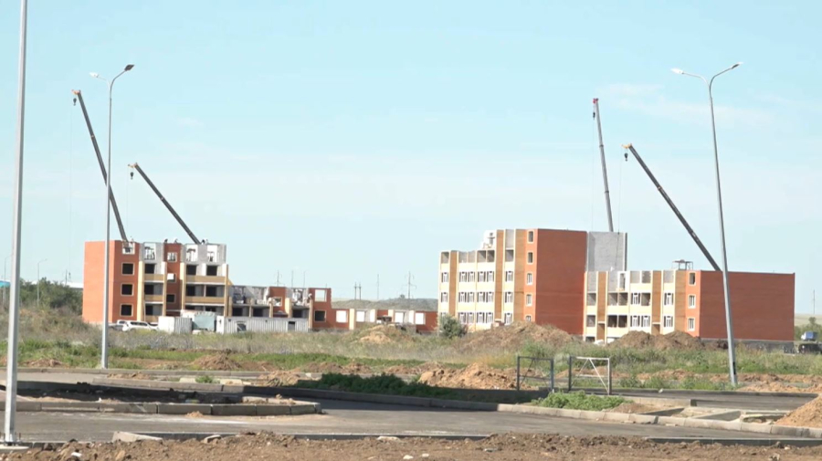 Новый микрорайон «Акжайык» активно застраивают в Уральске