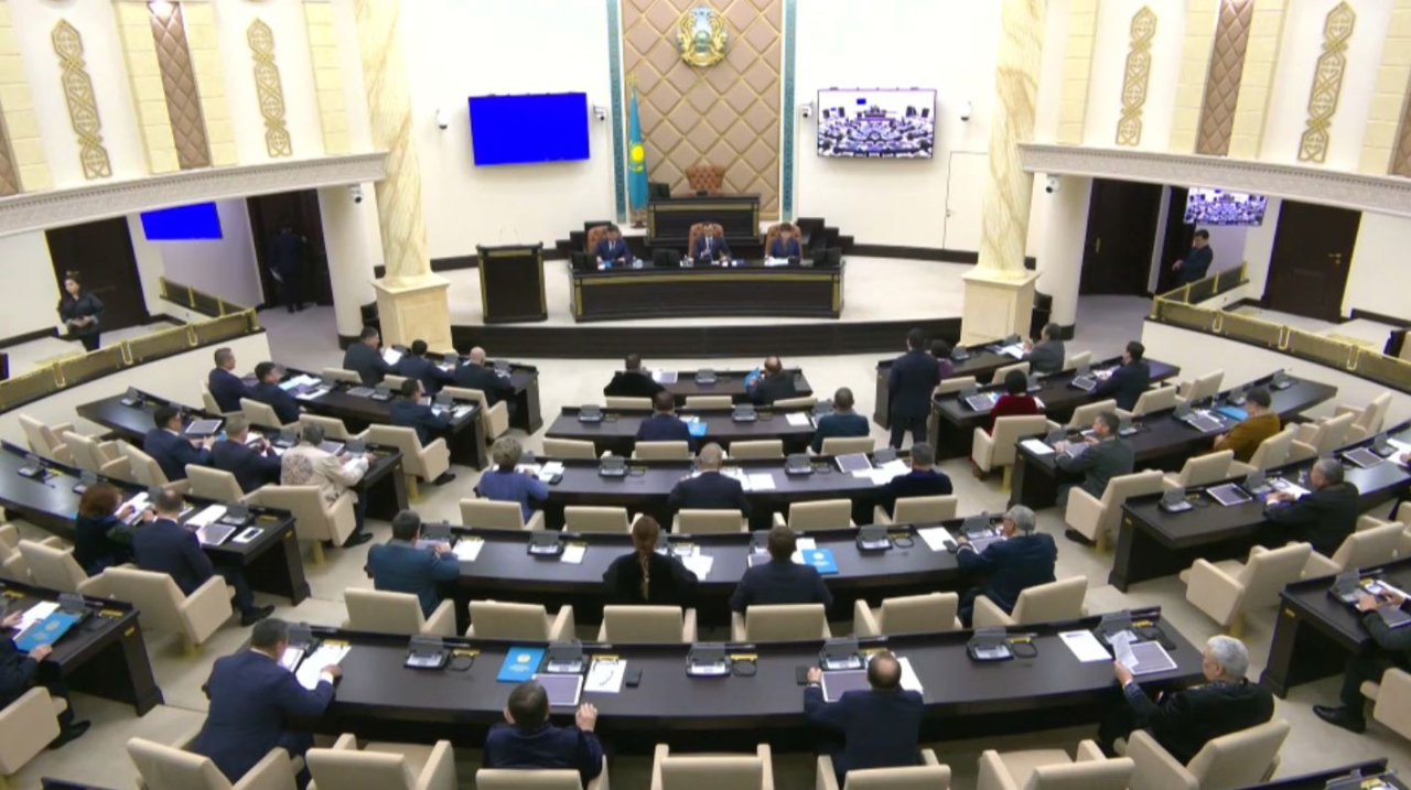 Маулен Ашимбаев высказался об итогах референдума