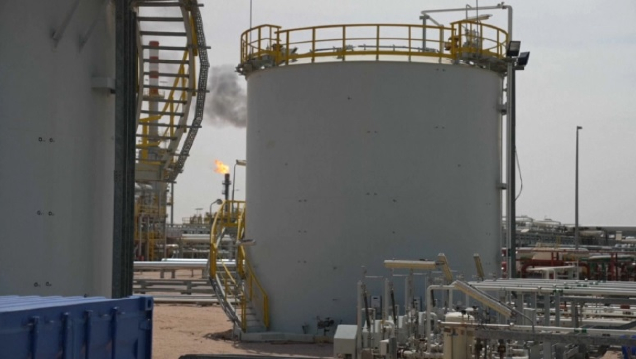 Цены на нефть сохраняют стабильный уровень