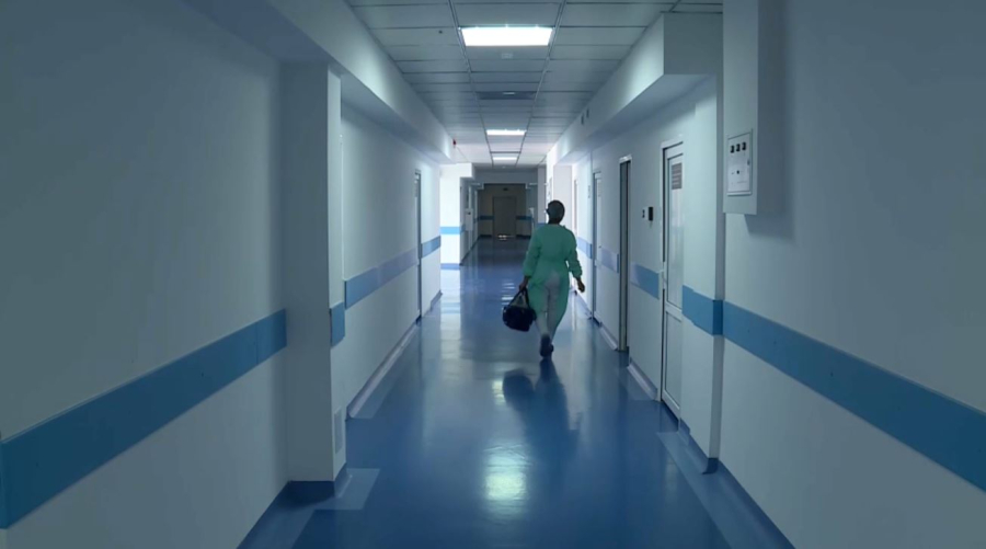 Жол апатынан аман қалған бүлдіршін Талдықорғанға жеткізілді