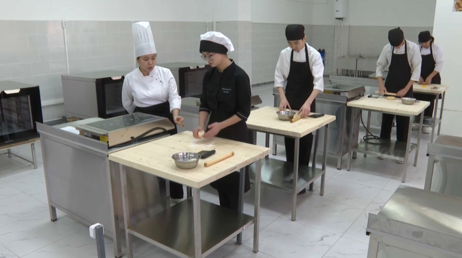 Көкшетаудағы колледждерде шағын кәсіпорындар ашылды