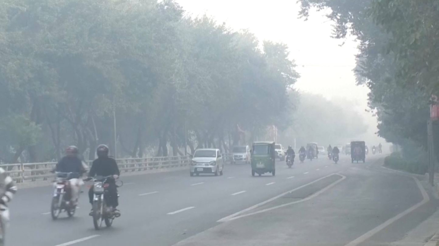 Токсичный смог в Пакистане угрожает здоровью жителей