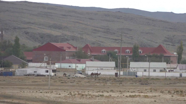 «Дипломмен ауылға»: 3 мыңнан астам маман баспанамен қамтылады