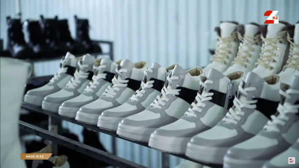 Как шьют обувь на шымкентском предприятии | Made in KZ