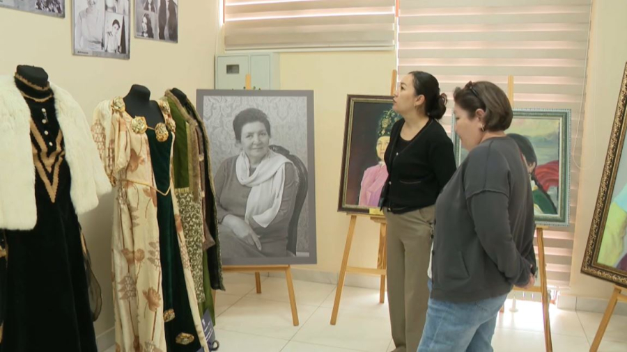 Алматыда «Ұлт театрының аналары» атты көрме ашылды