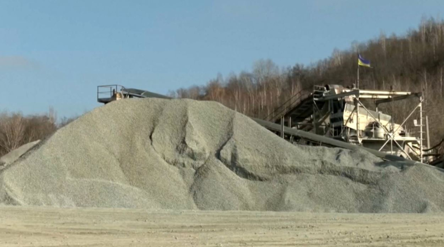 Киев пен Вашингтон Украинаның пайдалы қазбаларын бірлесіп өндіреді