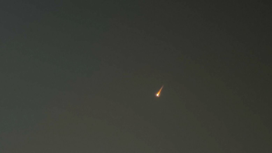 Араб Әмірліктері Тегерандағы елшілігін жапты