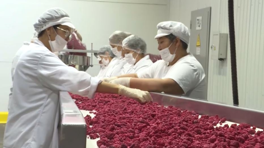 Ашимбаев ознакомился с планами по развитию города Алатау