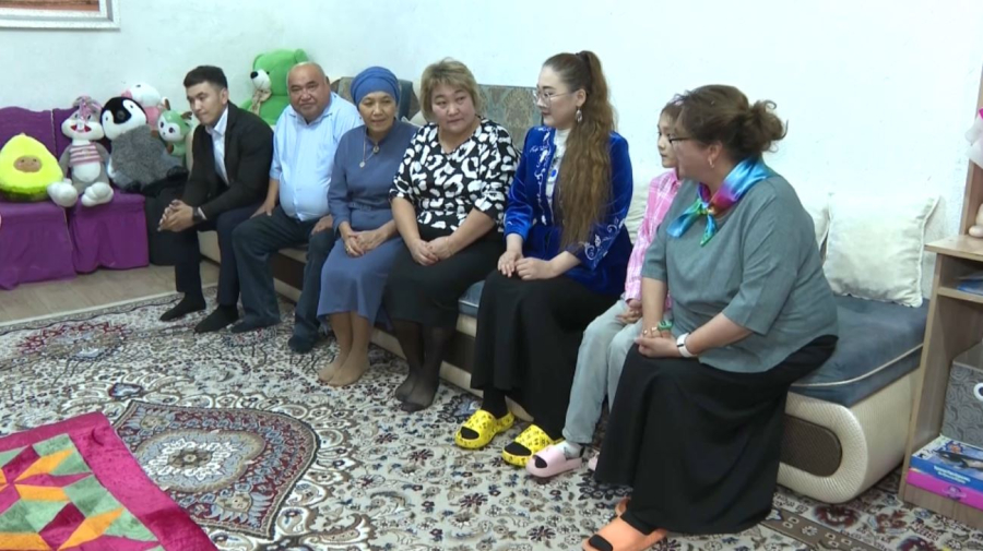 Почти 200 лет посвятили педагогике члены семьи Сайдалиных