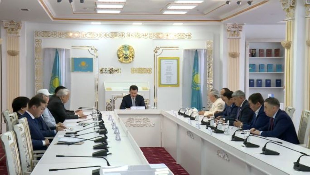Абай атындағы мемлекеттік сыйлықты беру жөніндегі 