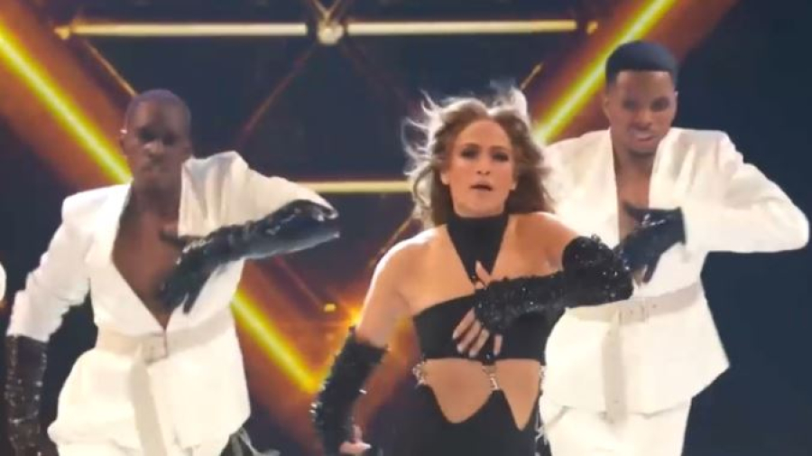 Прогноз: туристы потратят до ₸5 млрд на концерте Джей Ло