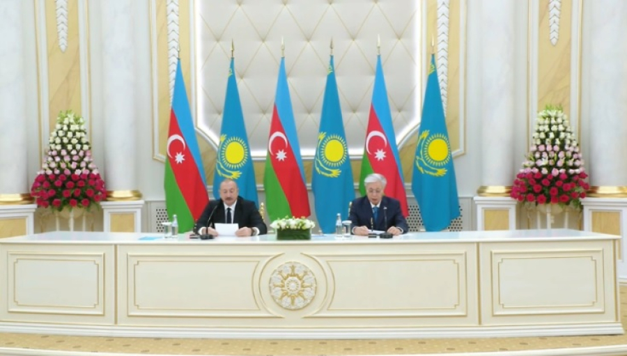 Казахстан и Азербайджан удвоят товарооборот