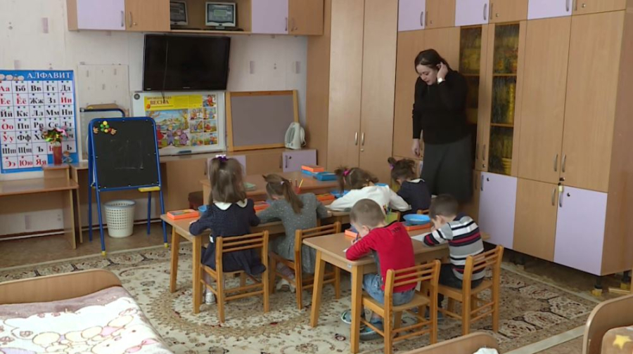 Правила усыновления детей изменили в Казахстане
