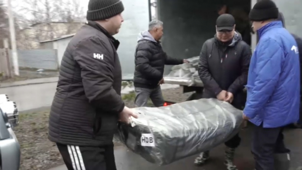 Депутаты оказывают помощь жителям села Бесколь СКО