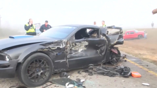 АҚШ-та жиырма көлік бір мезетте соқтығысып қалды