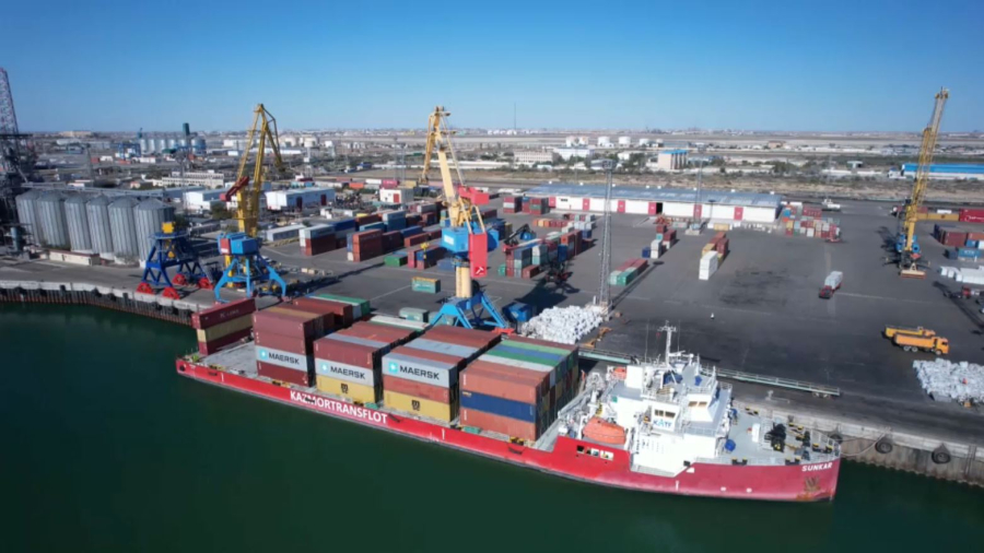 Ақтау портының түбі тереңдетіледі